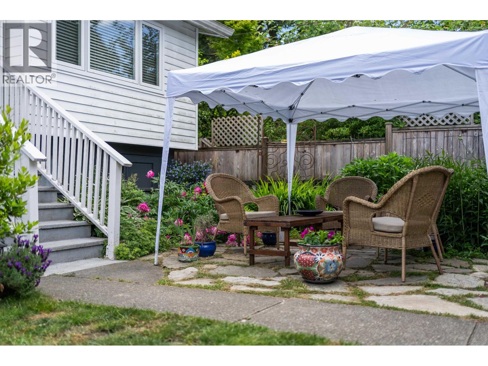 Listing image 24