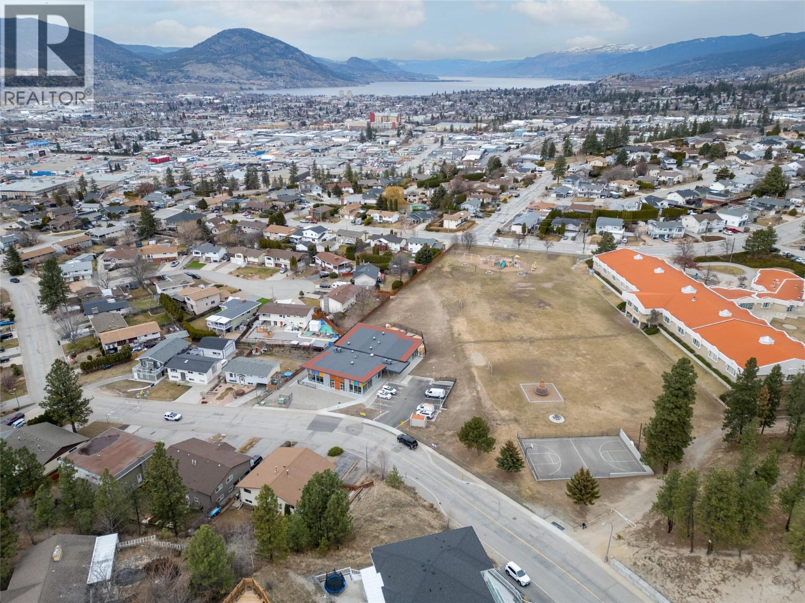 604 Balsam Avenue, Penticton, British Columbia  V2A 0B5 - Photo 2 - 10380493