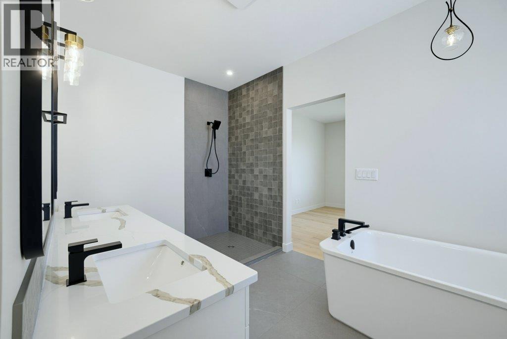 1840 10 Street SW Unit# 11, Salmon Arm, British Columbia  V1E 0H2 - Photo 20 - 10390849