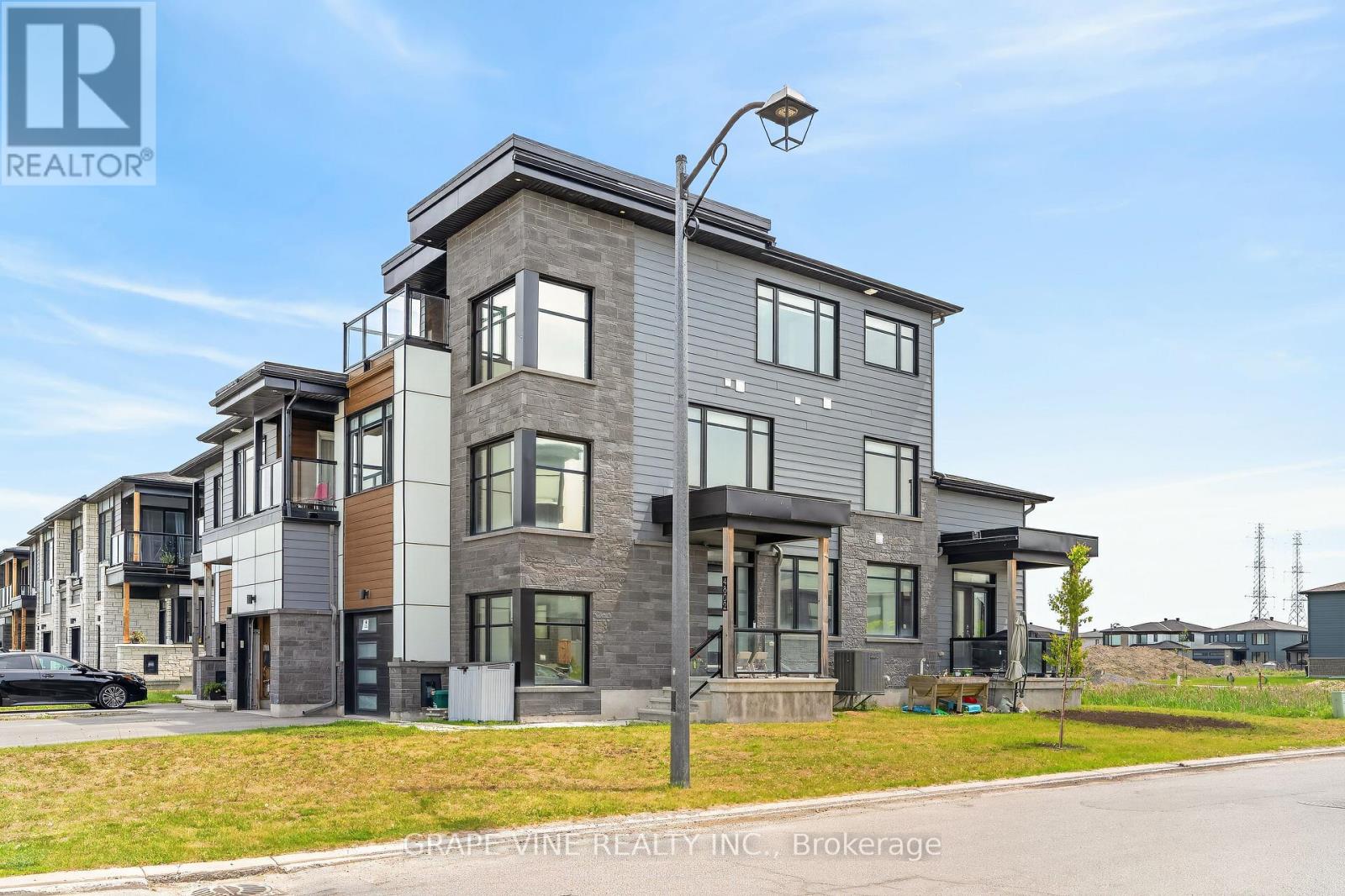 4802 ABBOTT STREET E, Ottawa, Ontario