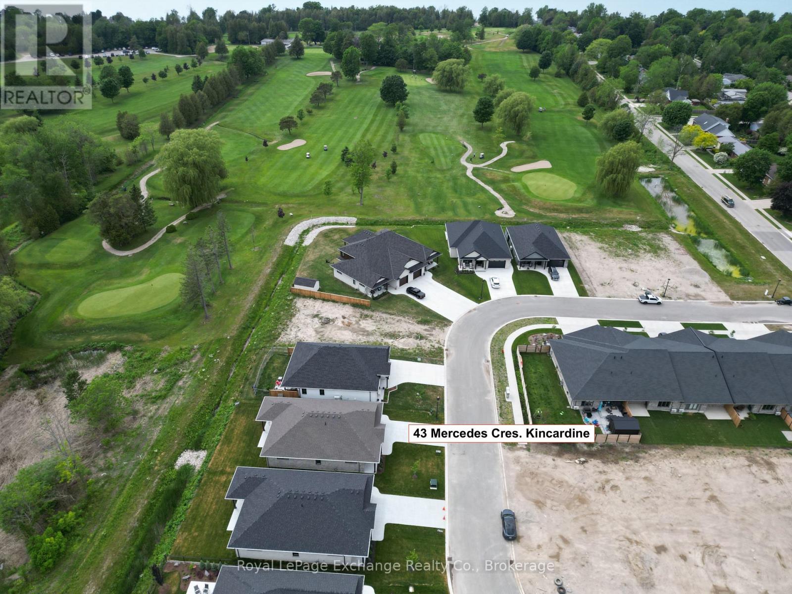 43 Mercedes Crescent, Kincardine, Ontario  N2Z 1G8 - Photo 5 - X12968042