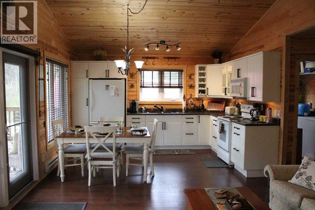 816 Oak Bay, Brightsand Lake, Saskatchewan  S0M 0H0 - Photo 4 - A2320241