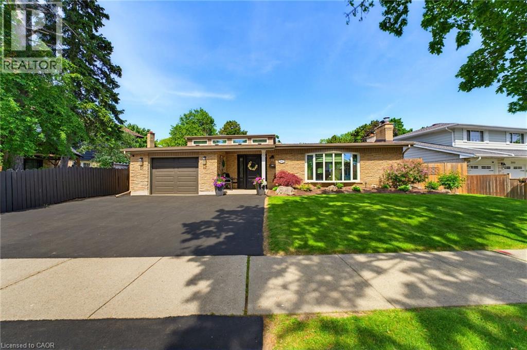 2063 Cavendish Drive, Burlington, Ontario L7P 1Y9 - Photo 6 - 40832461