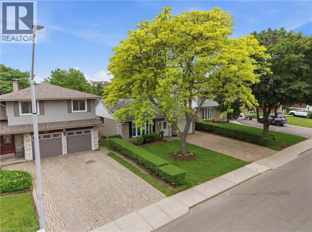 61 San Pedro Drive, Hamilton, Ontario  L9C 2C4 - Photo 3 - 40838141