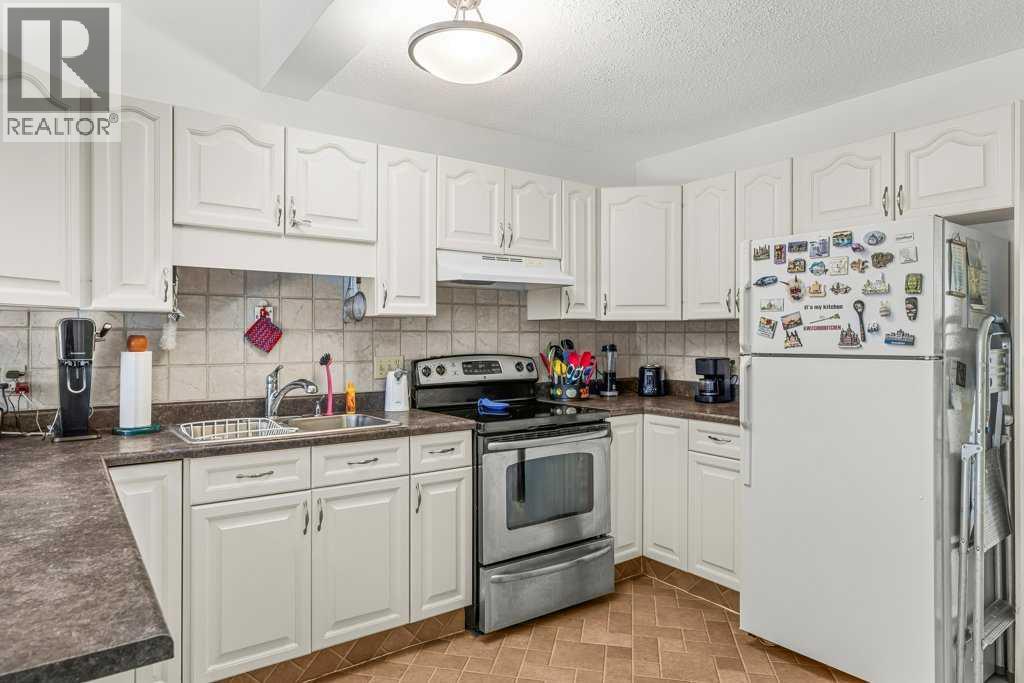 35, 216 Three Sisters Drive, Canmore, Alberta  T1W 2M2 - Photo 11 - A2305390