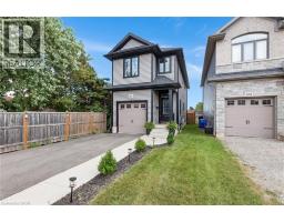 688 DUNN Avenue, Hamilton, Ontario
