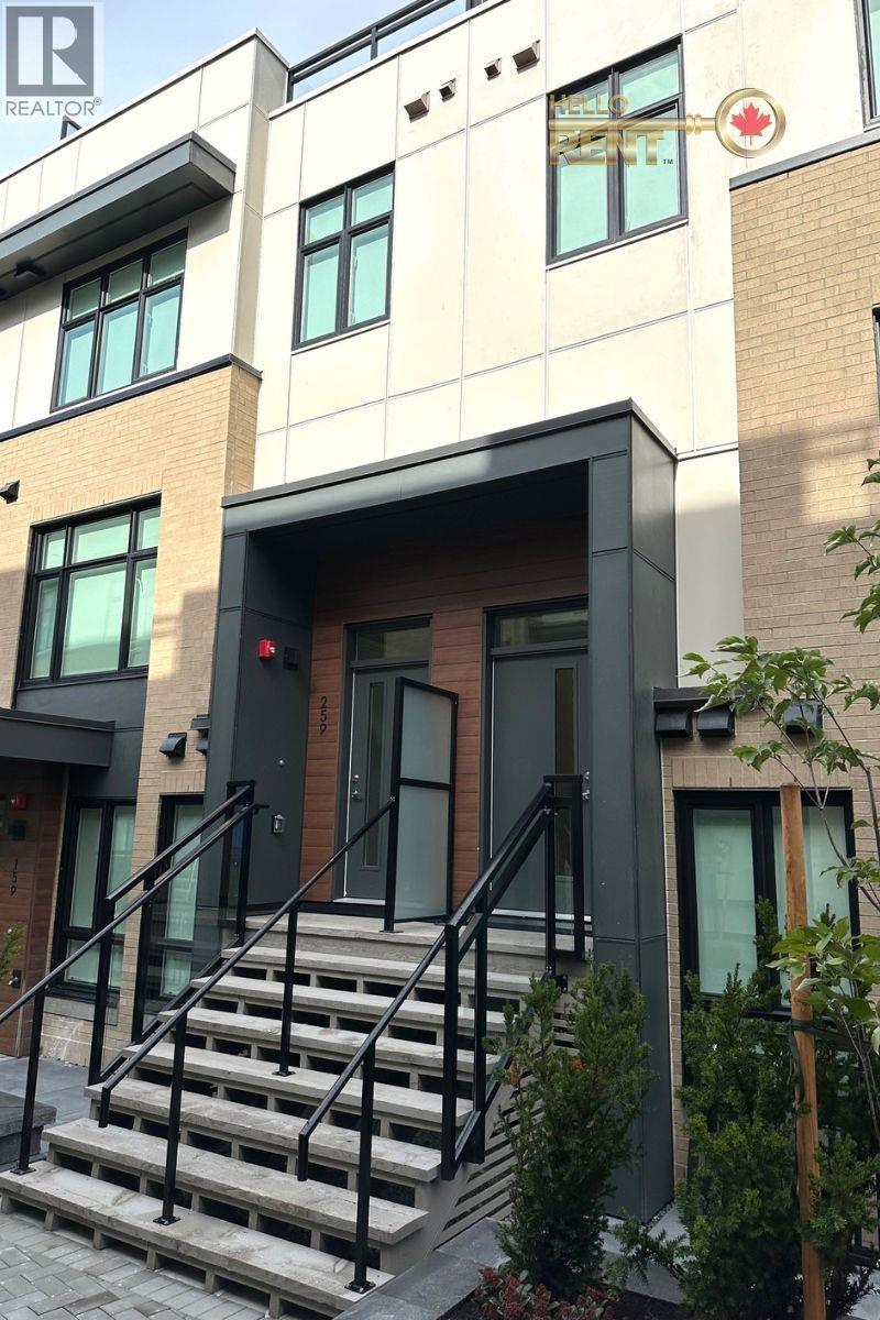 259 2035 Glenaire Drive, North Vancouver, British Columbia  V7P 1Y3 - Photo 3 - R3135228