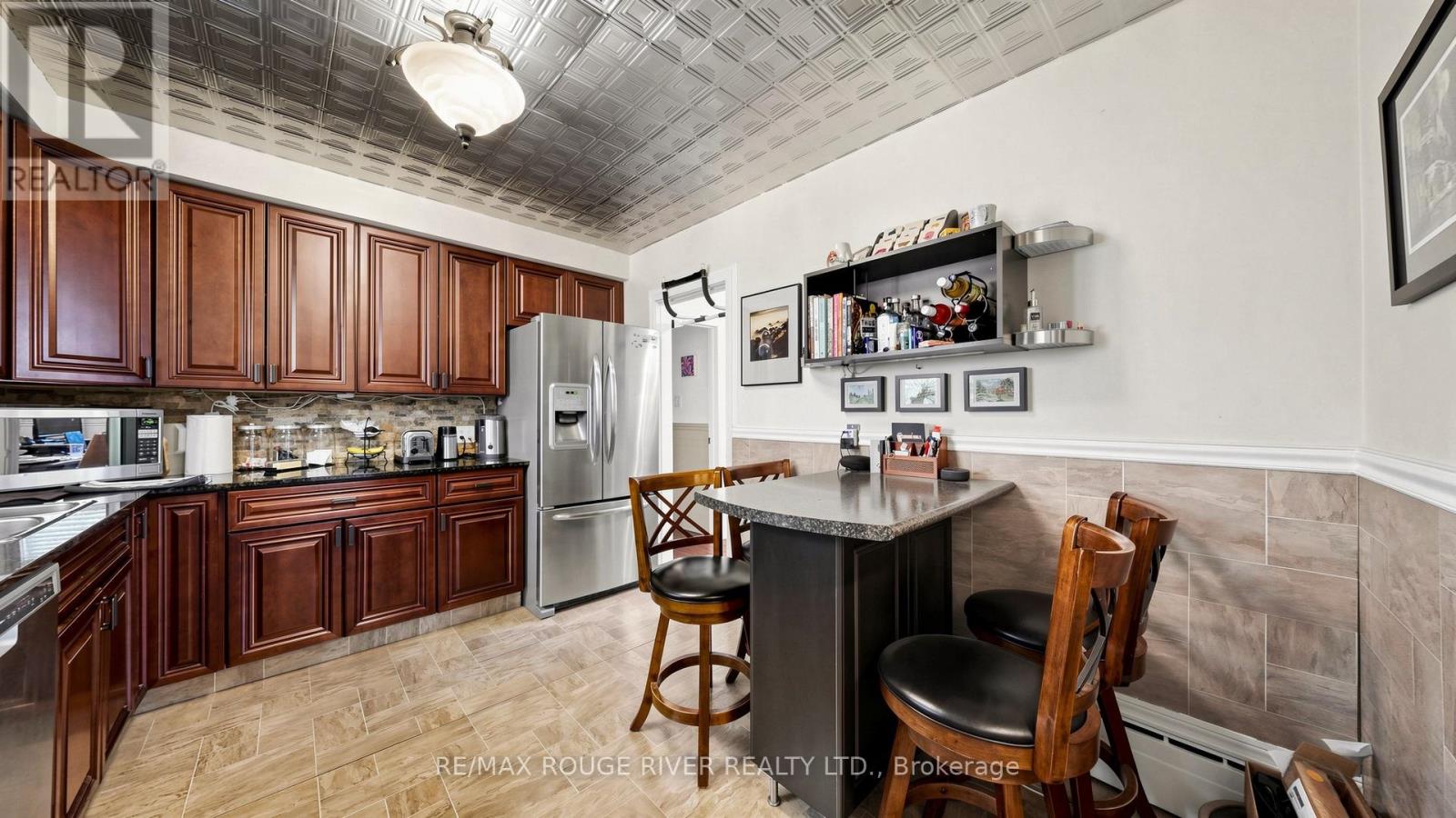 263 Oak Park Avenue, Toronto, Ontario  M4C 4N4 - Photo 32 - E13420982