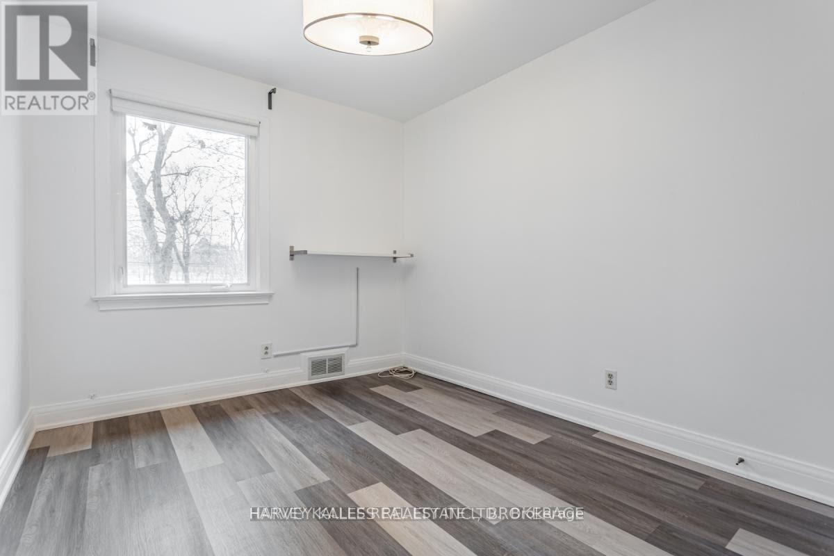 Main - 157 Viewmount Avenue, Toronto, Ontario  M6B 1T5 - Photo 21 - C13219056