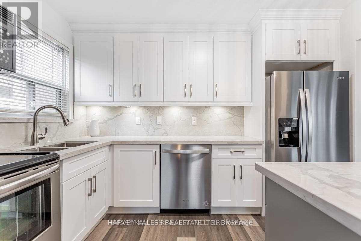 Main - 157 Viewmount Avenue, Toronto, Ontario  M6B 1T5 - Photo 18 - C13219056