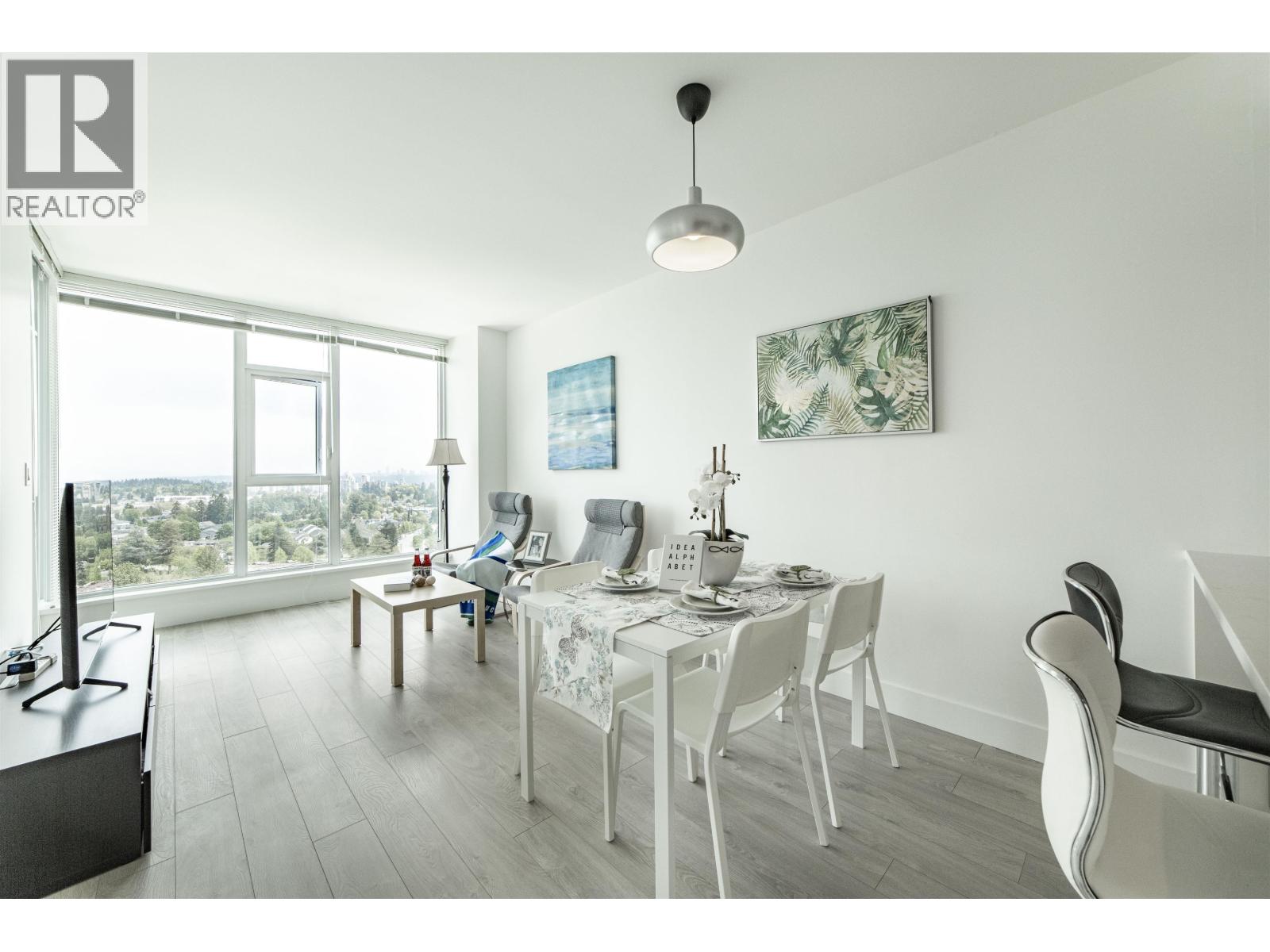 1806 7388 KINGSWAY, Burnaby, British Columbia