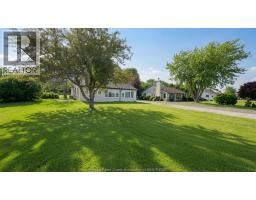 105 Surf Club, St. Joachim, Ontario