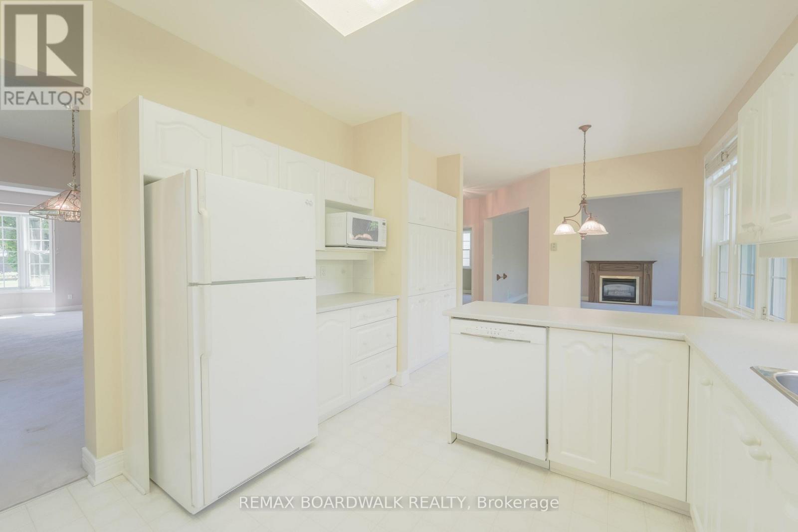 57 Mattawa Crescent, Ottawa, Ontario  K2M 2E8 - Photo 13 - X13033428