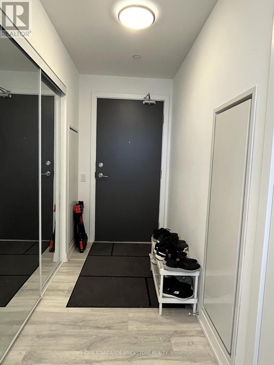 1309 - 7 Golden Lions Heights