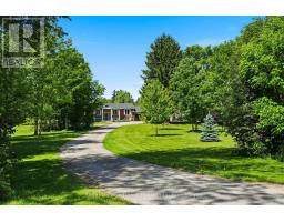 1041 HOWICK STREET, howick, Ontario