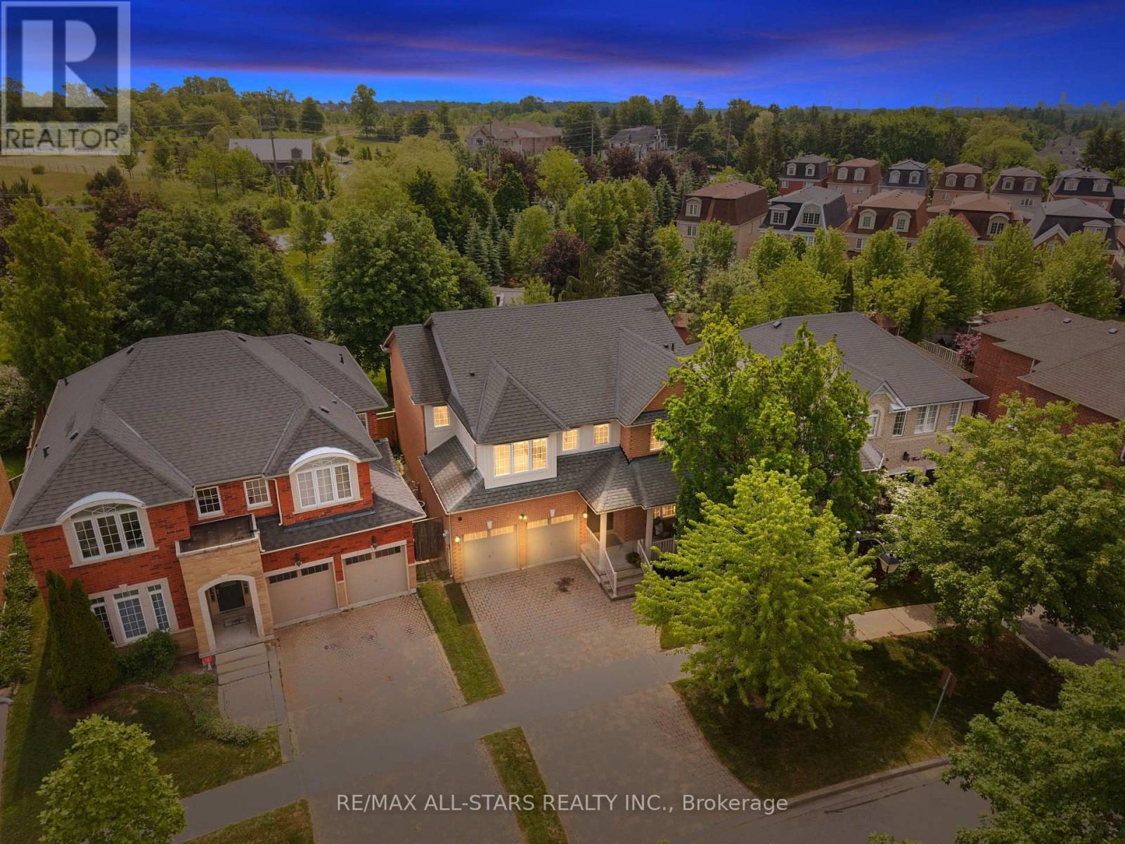 7 WOOD THRUSH AVENUE, Markham, Ontario