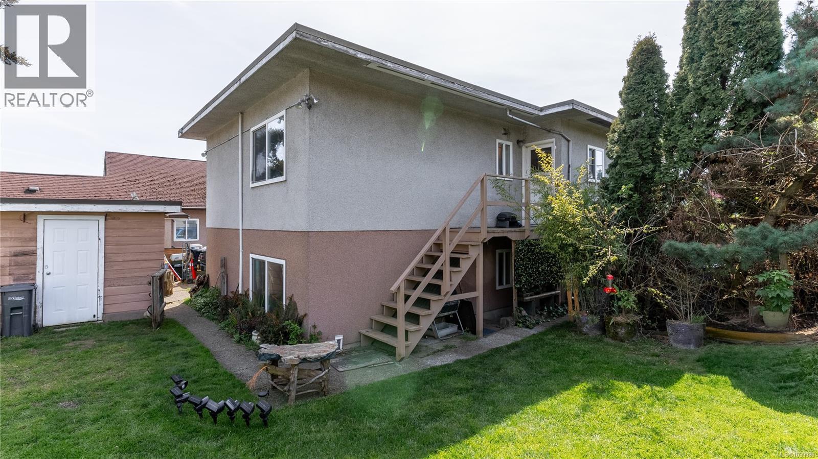 946/948 Ellery St, Esquimalt, British Columbia  V9A 4S1 - Photo 23 - 1039980