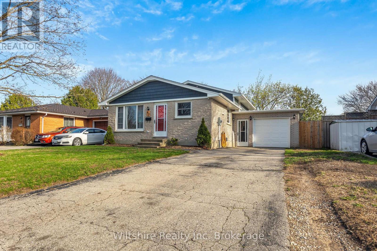 47 VAN NORMAN DRIVE, Tillsonburg, Ontario