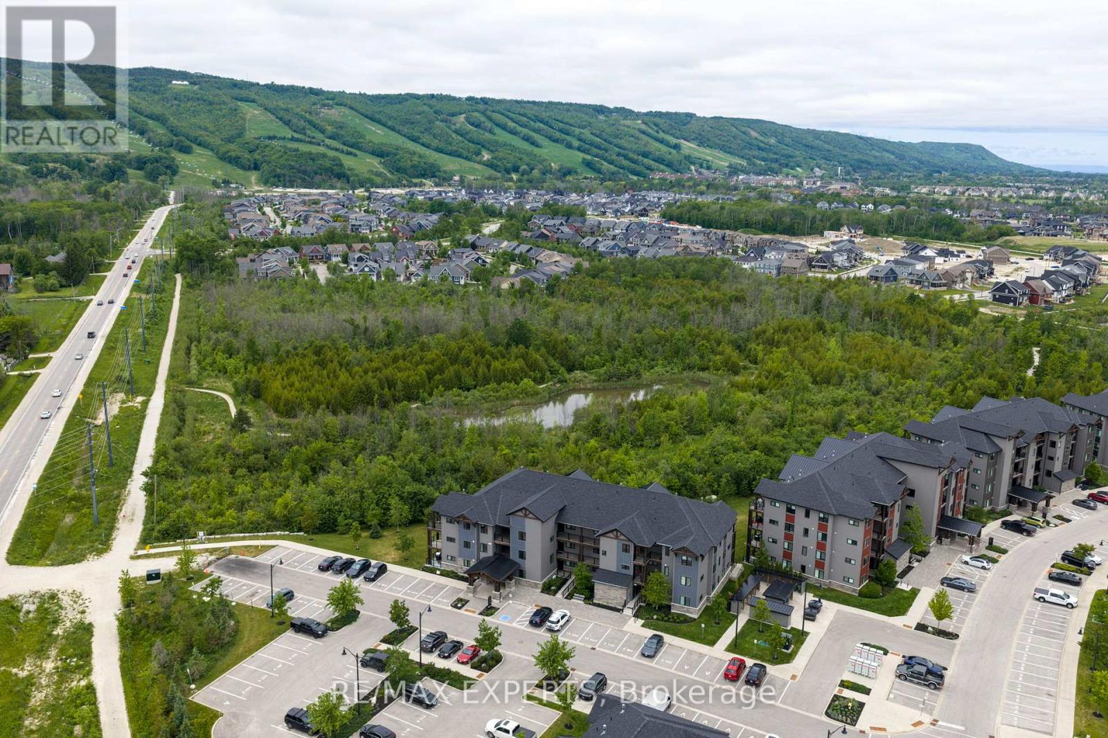 201 - 12 BEAUSOLEIL LANE, Blue Mountains, Ontario