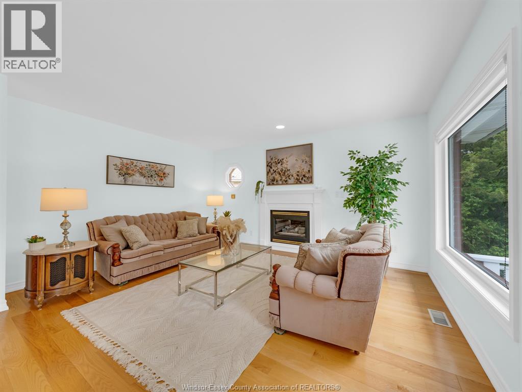 966 Fielding Crt, Windsor, Ontario N9G 2S9 - Photo 6 - 26013719