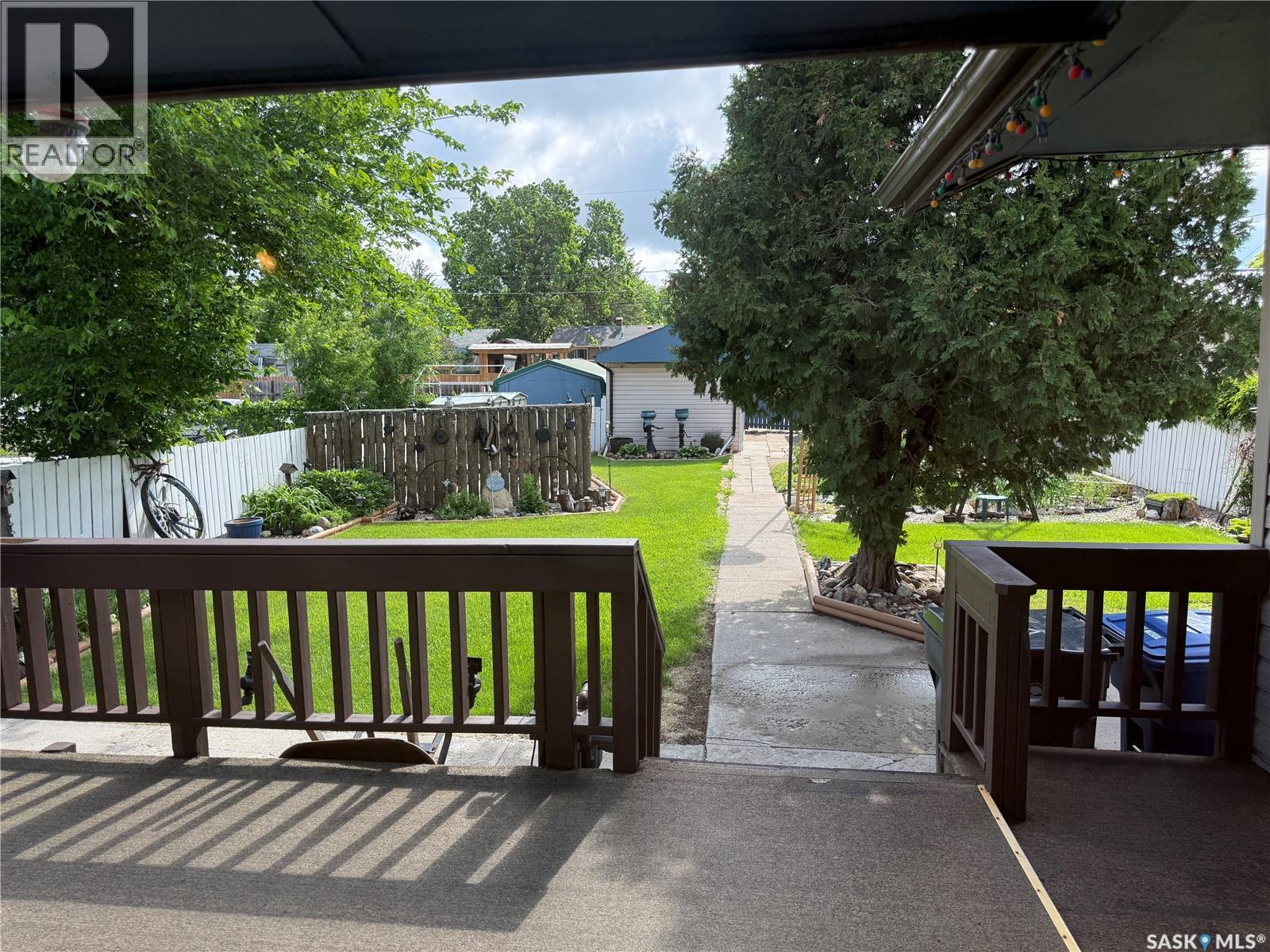 72 11th Street, Weyburn, Saskatchewan  S4H 1J3 - Photo 12 - SK035916