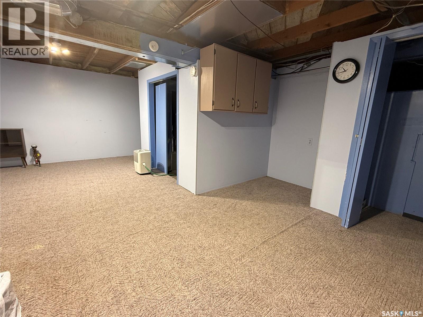 72 11th Street, Weyburn, Saskatchewan  S4H 1J3 - Photo 21 - SK035916