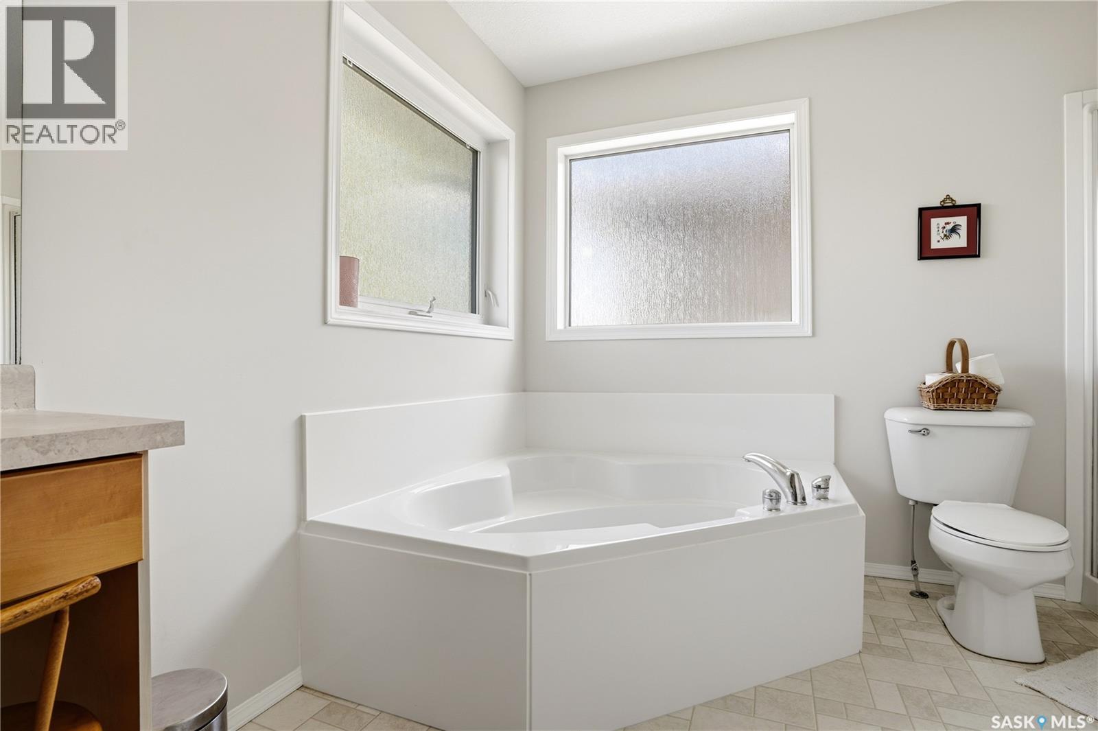 3610 Sandringham Road E, Regina, Saskatchewan  S4V 3C4 - Photo 28 - SK039153