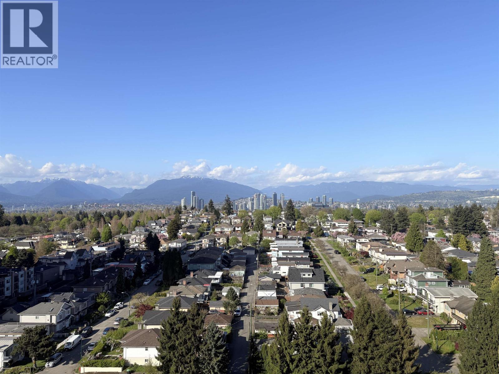 1707 5189 Gaston Street, Vancouver, British Columbia  V5R 6C6 - Photo 2 - R3134790