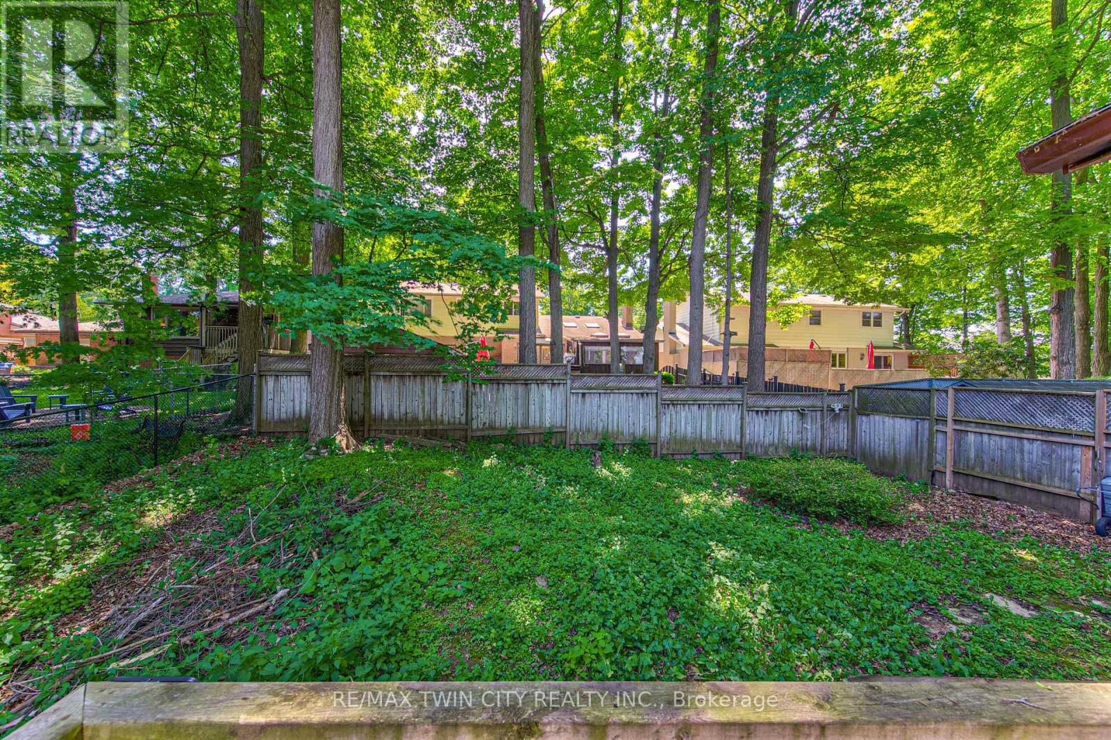 16 Dogwood Place, Cambridge, Ontario  N3C 2Z4 - Photo 32 - X13435102