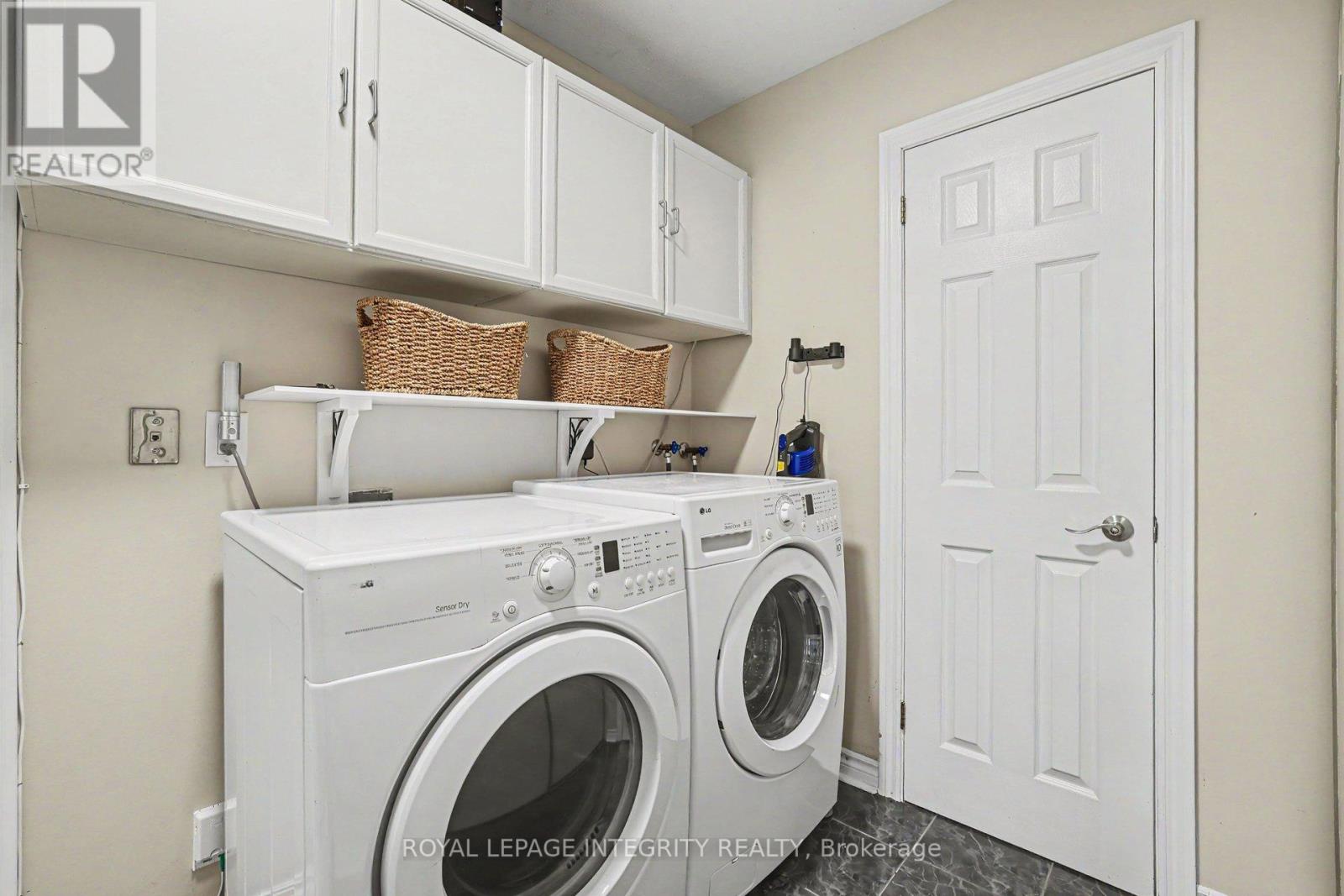 1642 Champneuf Drive, Ottawa, Ontario  K1C 4W1 - Photo 15 - X13435200