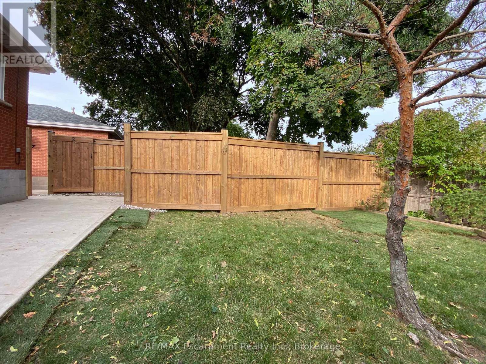 2 - 325 East 32nd Street, Hamilton, Ontario  L8V 3S8 - Photo 17 - X13435164