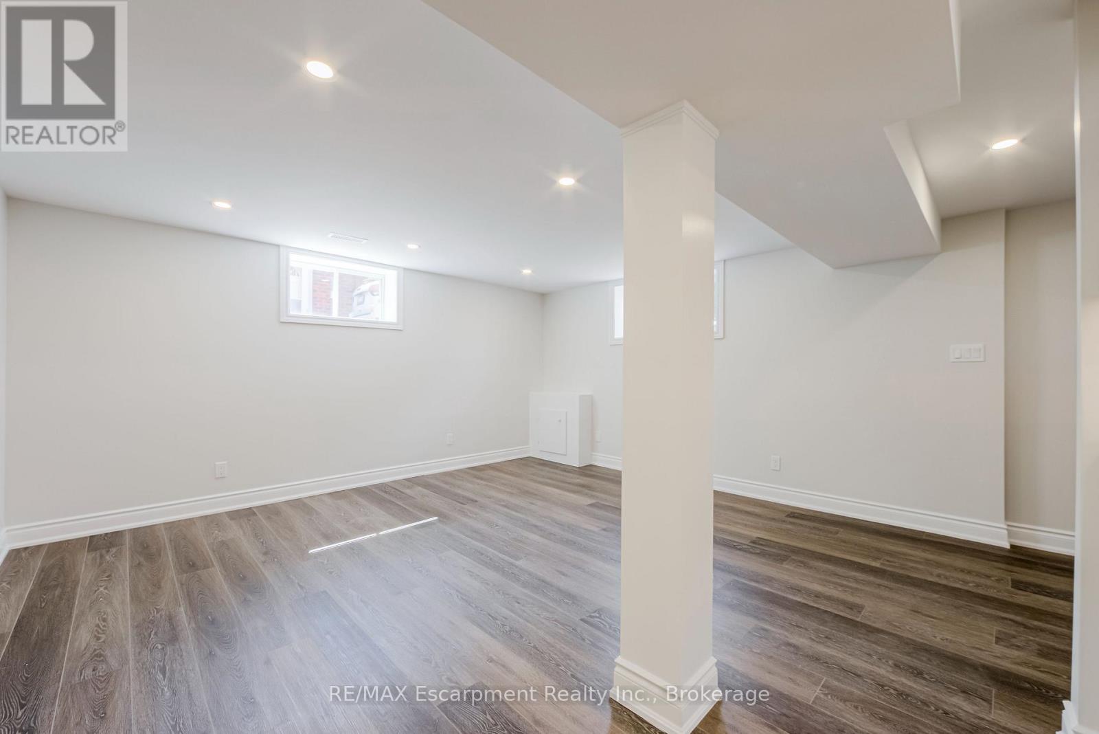2 - 325 East 32nd Street, Hamilton, Ontario  L8V 3S8 - Photo 8 - X13435164