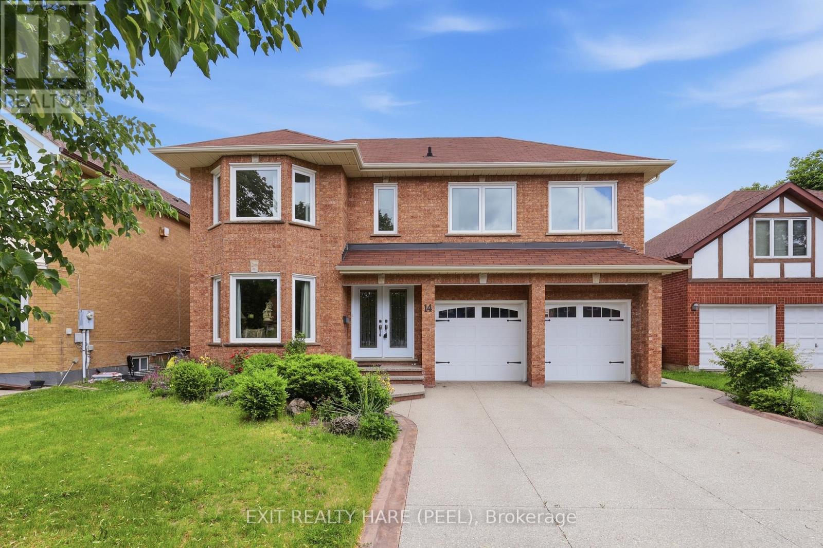 14 WARRINGTON COURT, Brampton, Ontario