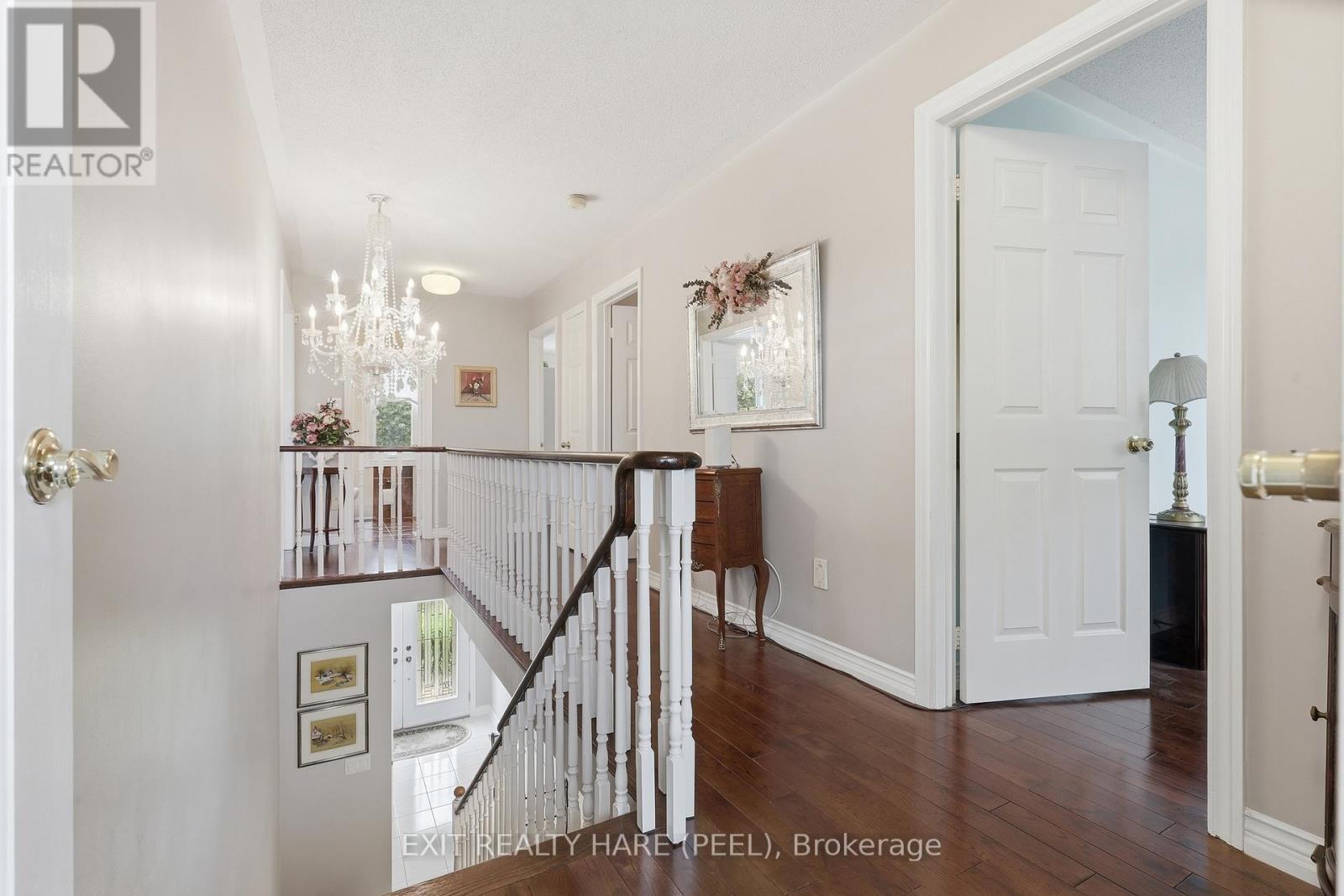 14 Warrington Court, Brampton, Ontario  L6W 4G7 - Photo 18 - W13432454