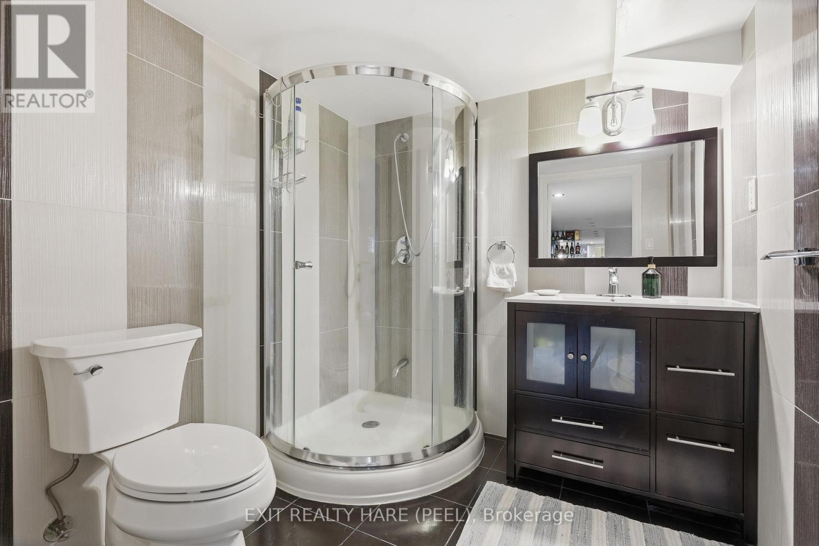 14 Warrington Court, Brampton, Ontario  L6W 4G7 - Photo 34 - W13432454