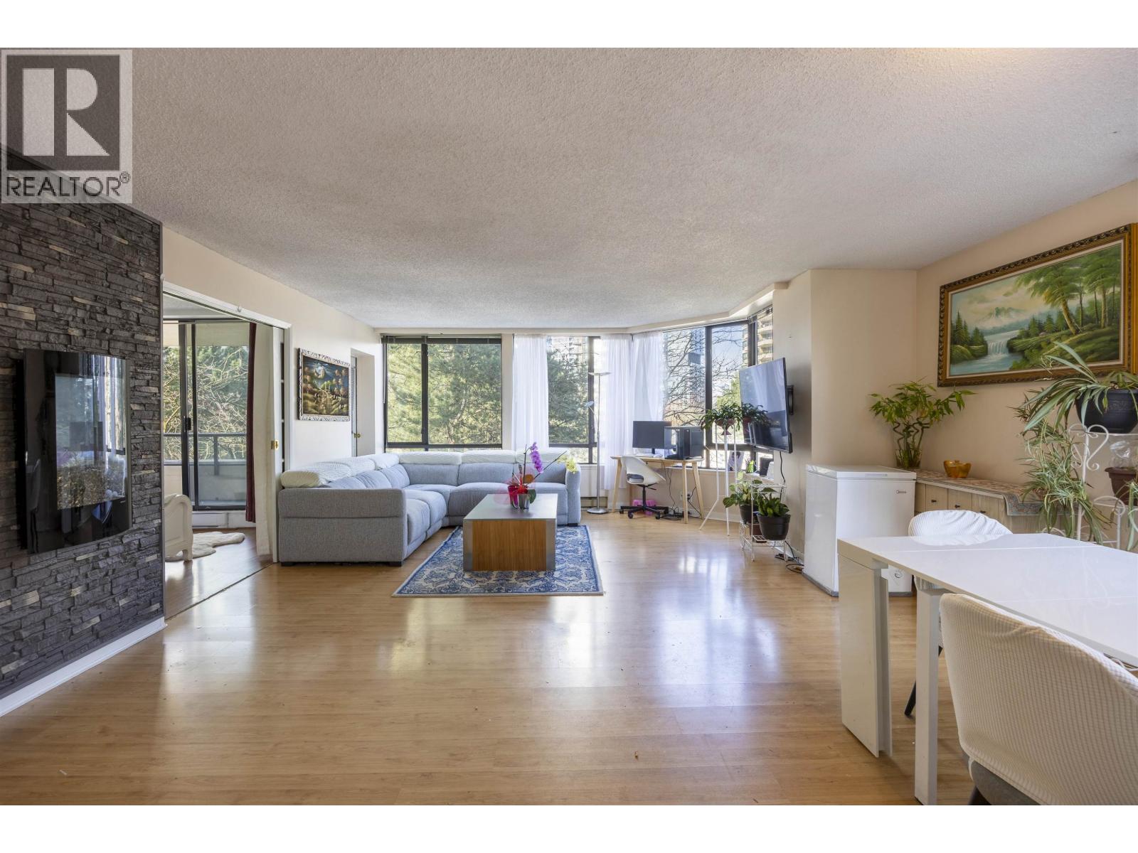 502 6282 Kathleen Avenue, Burnaby, British Columbia  V5H 4J4 - Photo 4 - R3135174