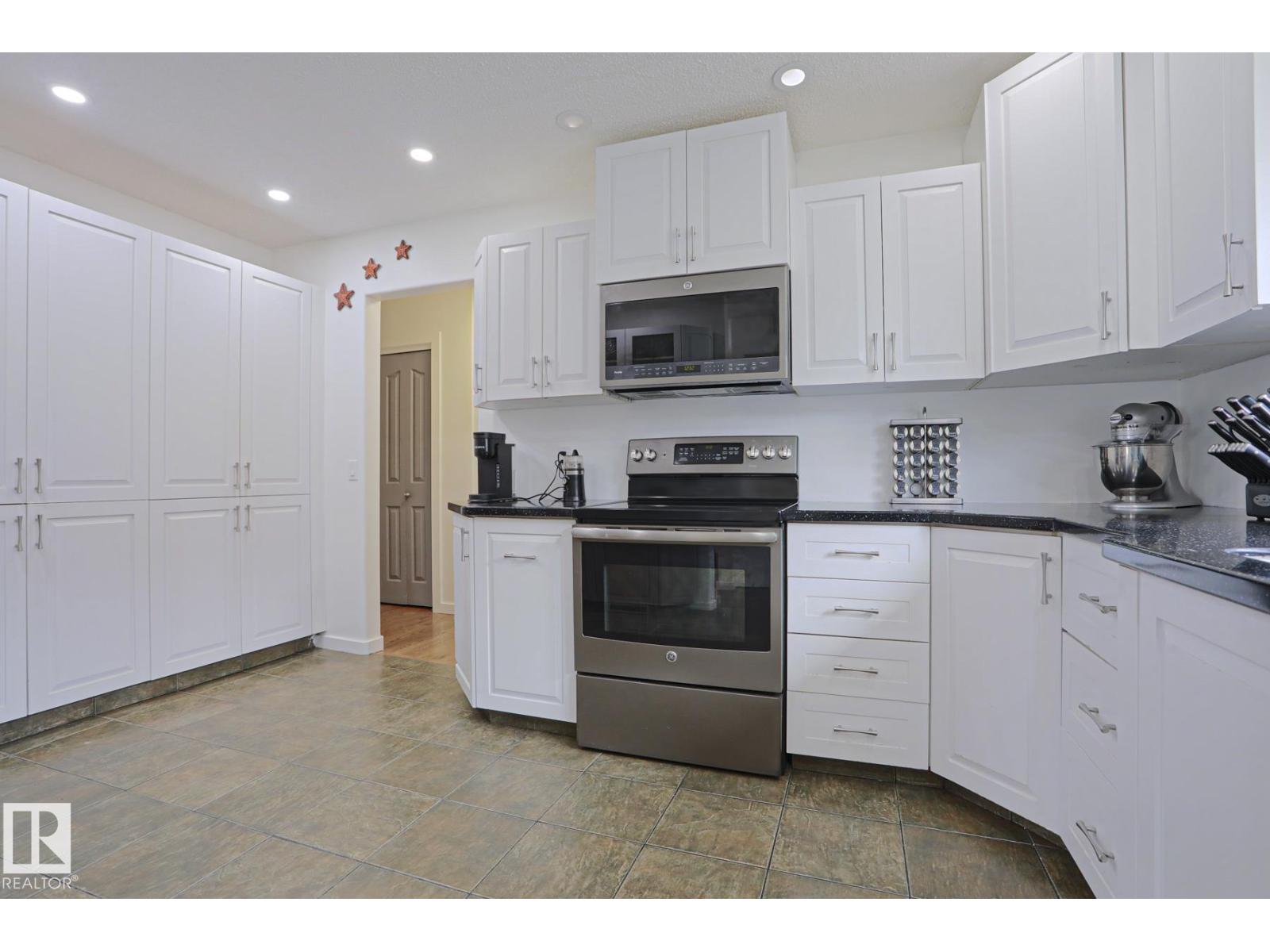 17 Georgian Wy, Sherwood Park, Alberta  T8A 2T8 - Photo 12 - E4493241