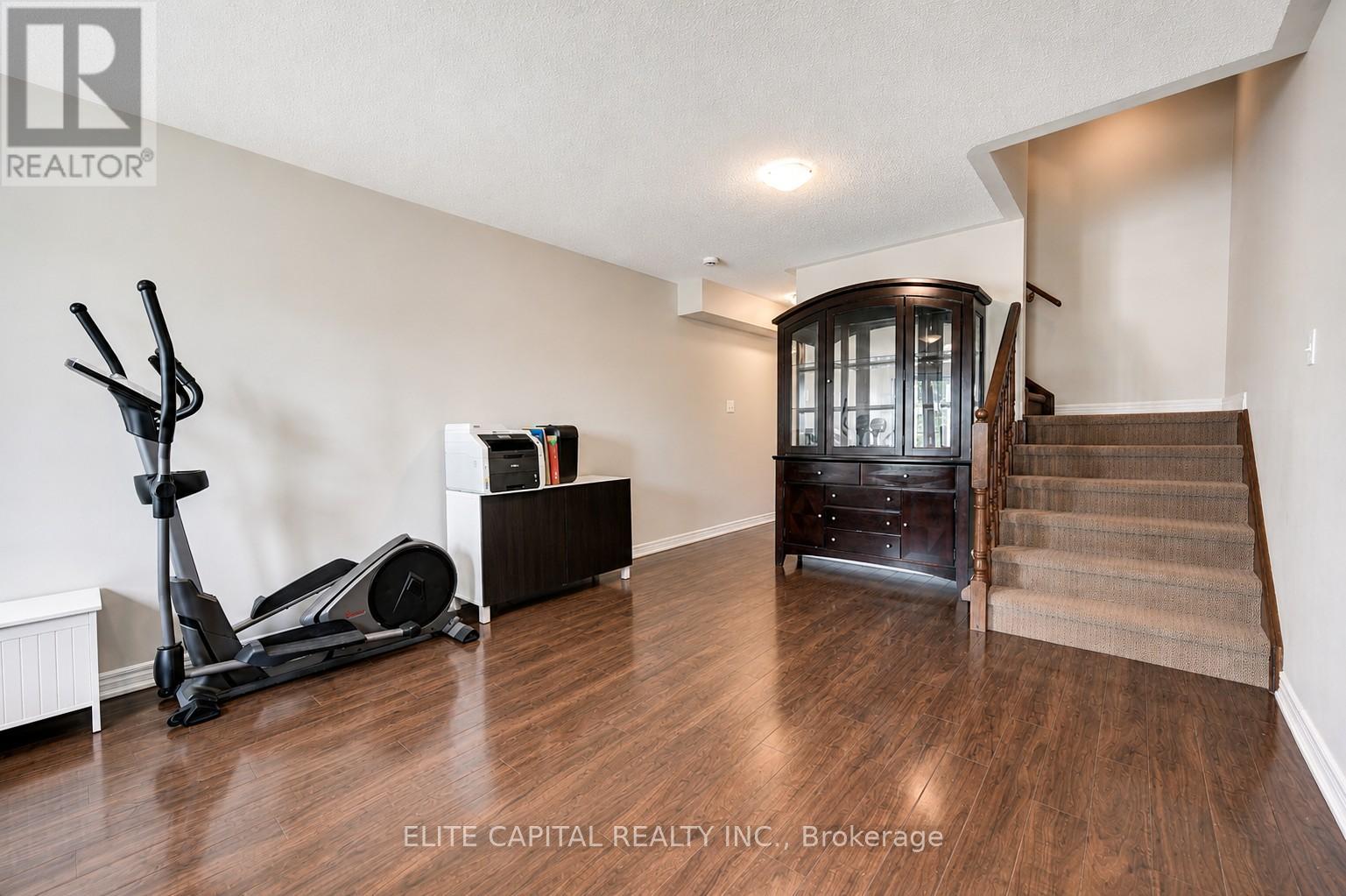2696 Bur Oak Avenue, Markham, Ontario L6B 1H9 - Photo 3 - N13435192
