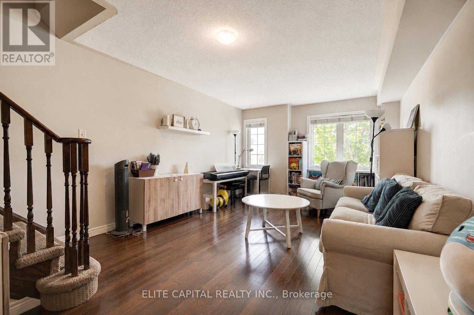 2696 Bur Oak Avenue, Markham, Ontario L6B 1H9 - Photo 4 - N13435192
