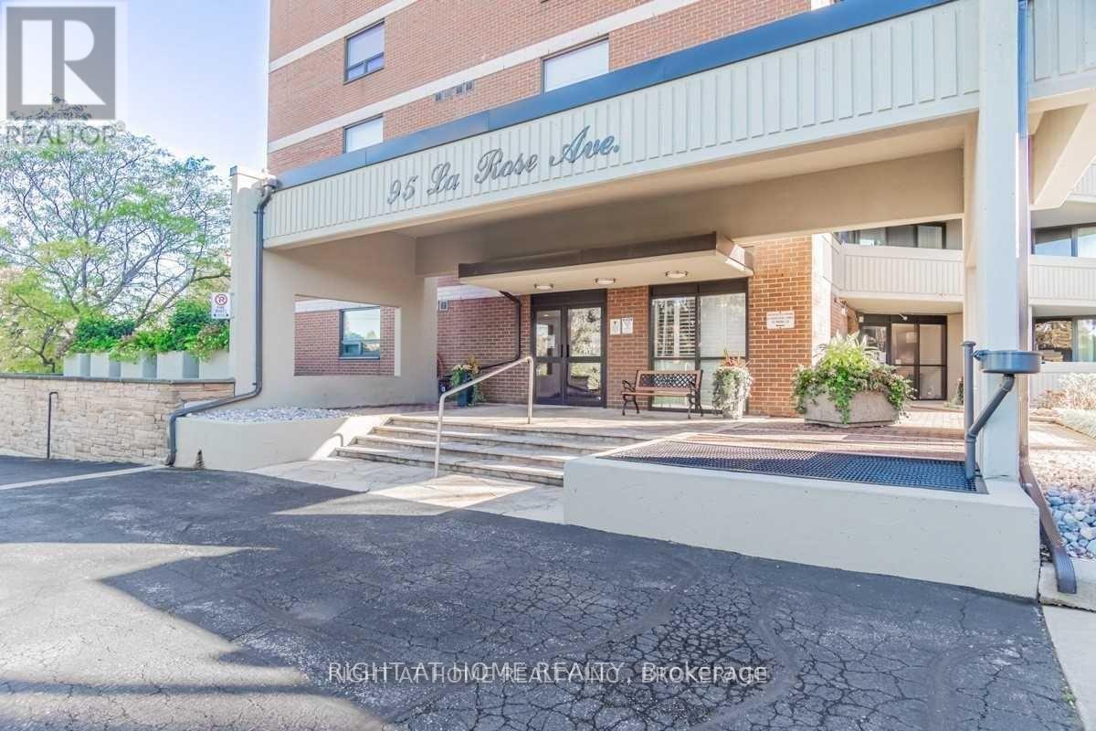505 - 95 La Rose Avenue