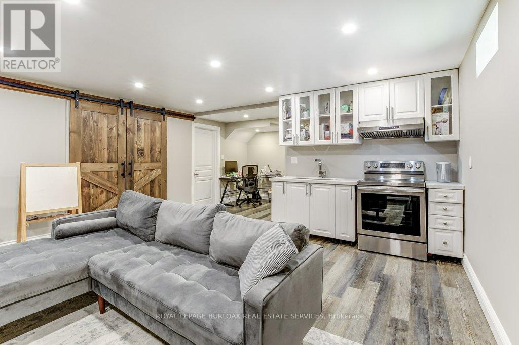 182 Fair Street, Hamilton, Ontario  L9K 0B8 - Photo 35 - X13435126