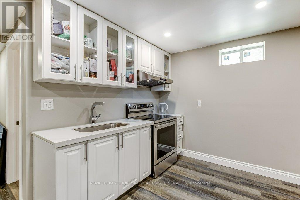 182 Fair Street, Hamilton, Ontario  L9K 0B8 - Photo 36 - X13435126