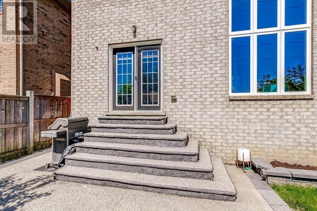 182 Fair Street, Hamilton, Ontario  L9K 0B8 - Photo 41 - X13435126