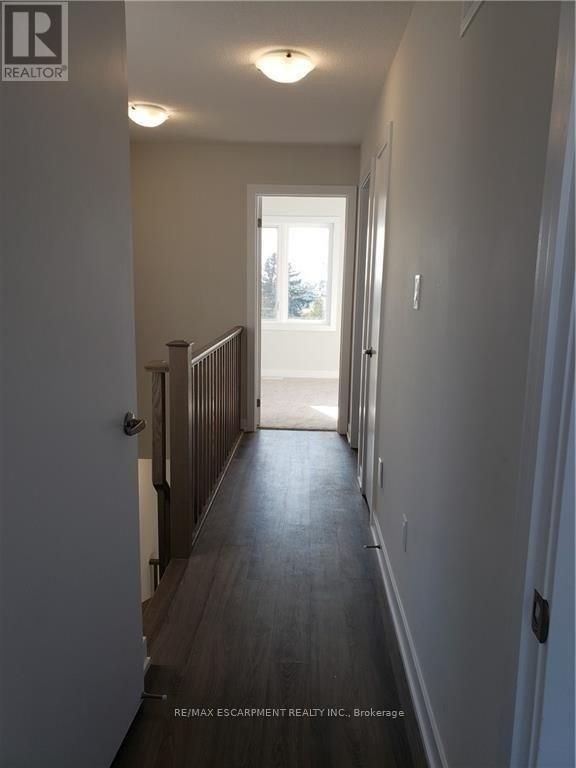15 Muhollard Lane, Hamilton, Ontario  L9G 3K9 - Photo 13 - X13435180