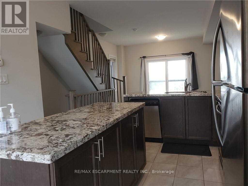 15 Muhollard Lane, Hamilton, Ontario  L9G 3K9 - Photo 16 - X13435180