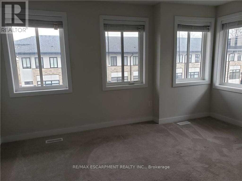 15 Muhollard Lane, Hamilton, Ontario  L9G 3K9 - Photo 19 - X13435180