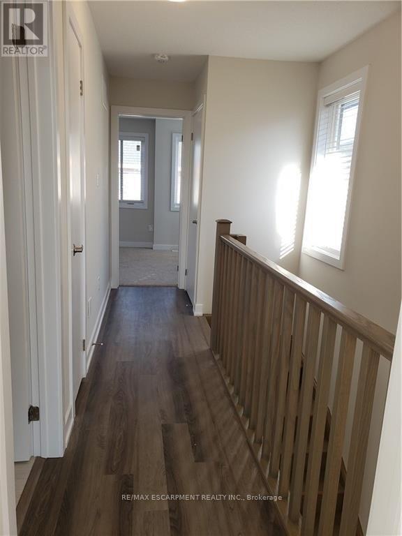 15 Muhollard Lane, Hamilton, Ontario  L9G 3K9 - Photo 9 - X13435180