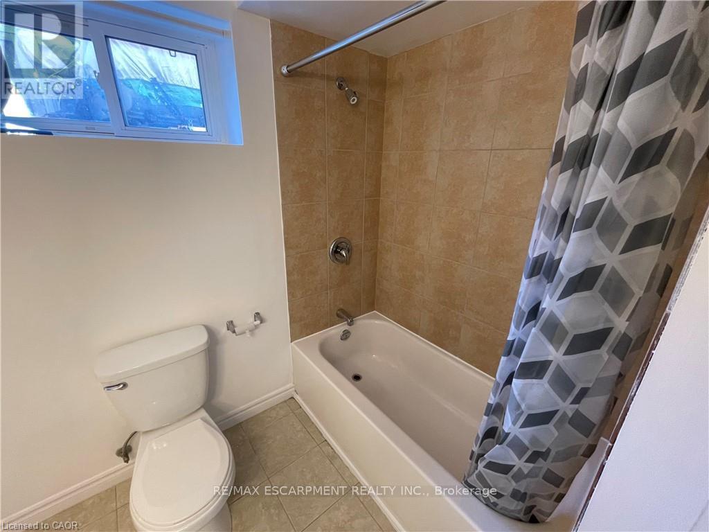 Lower - 26 Stewart Avenue, Thorold, Ontario  L2V 2W7 - Photo 19 - X13435194