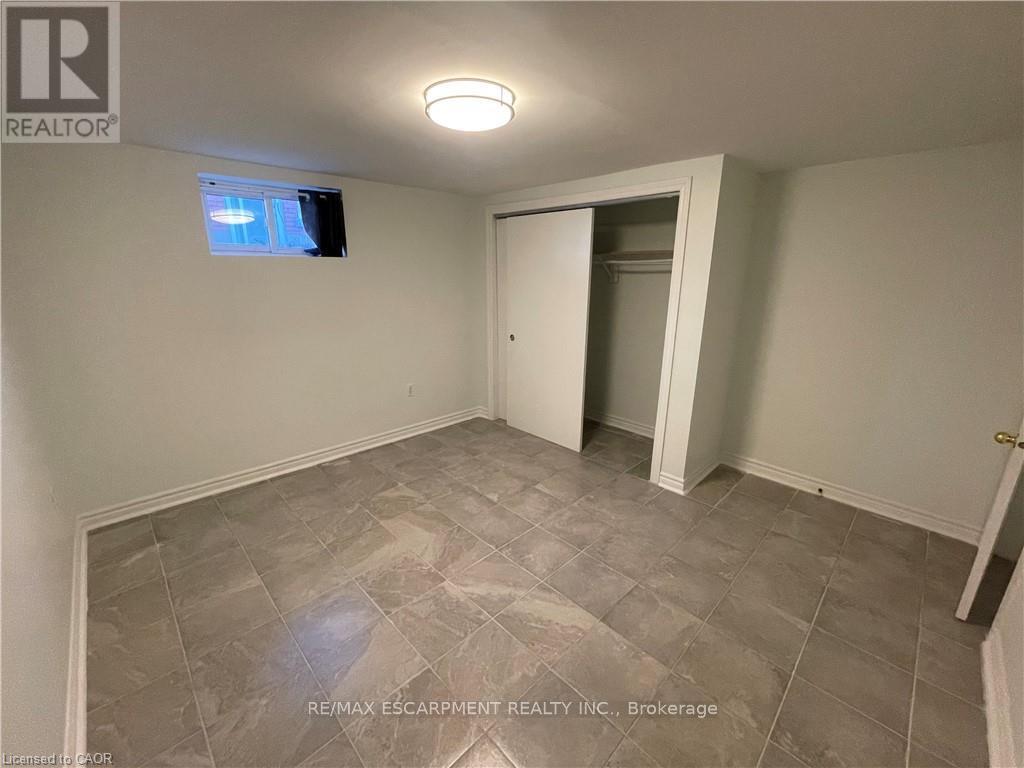 Lower - 26 Stewart Avenue, Thorold, Ontario  L2V 2W7 - Photo 22 - X13435194
