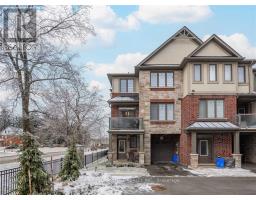 10 SHOWERS LANE, Hamilton, Ontario